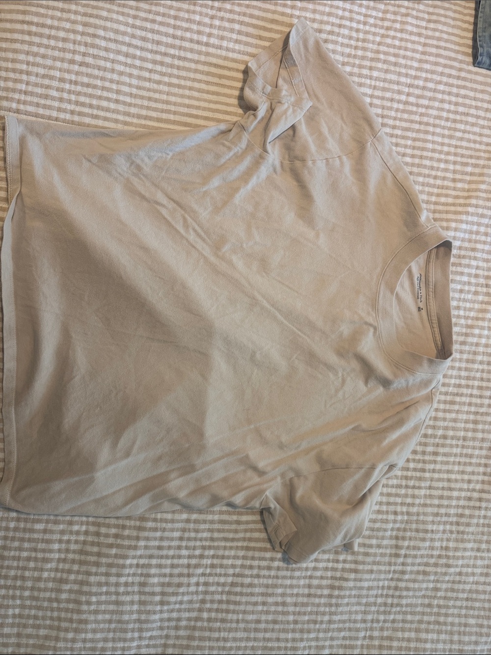 Essential tee
